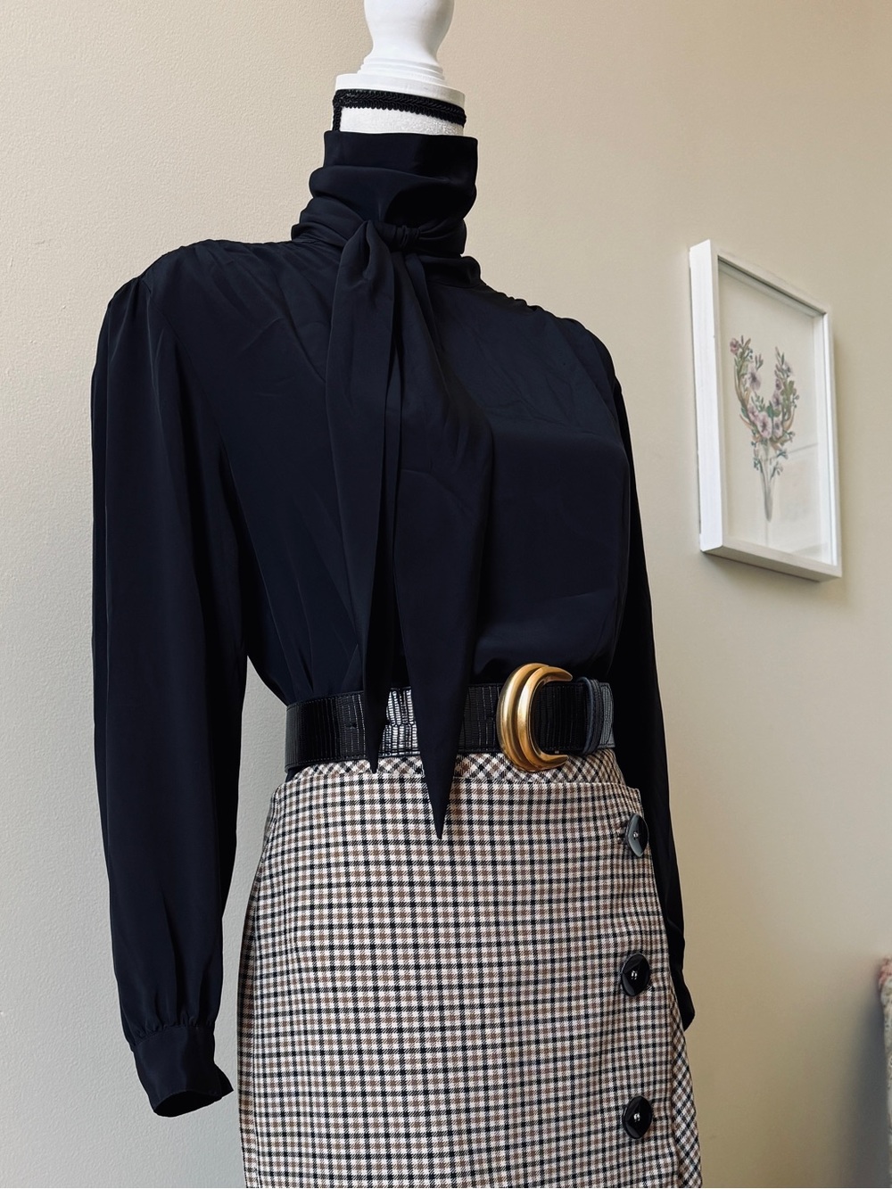Vintage top with Zara skirt and belt fit